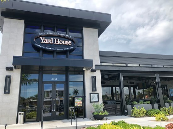 all-ivy-summer-happy-hour---yard-house